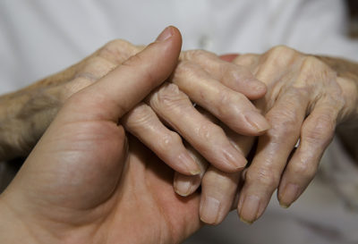 5 remedios que te ayudarán a aliviar los dolores de la artritis