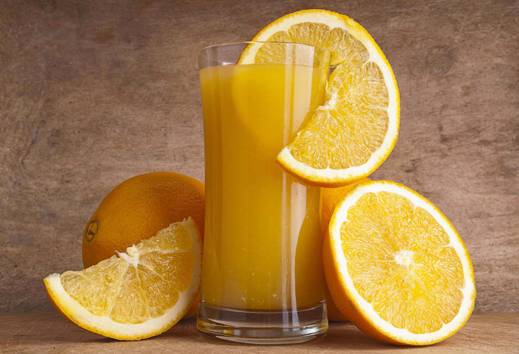 5 Beneficios de beber jugo de naranja